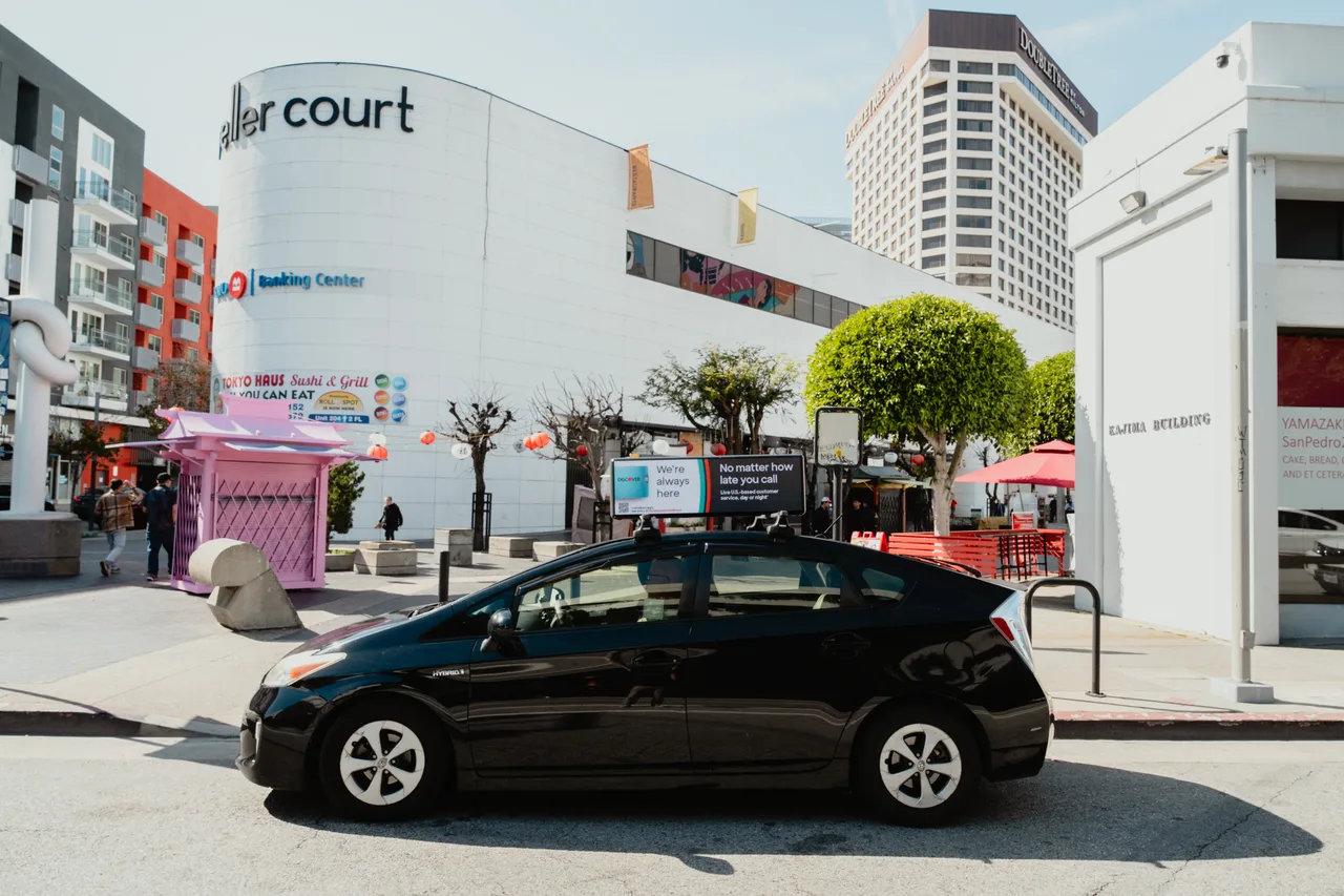 Discover campaign on a digital screen in Los Angeles, 2024