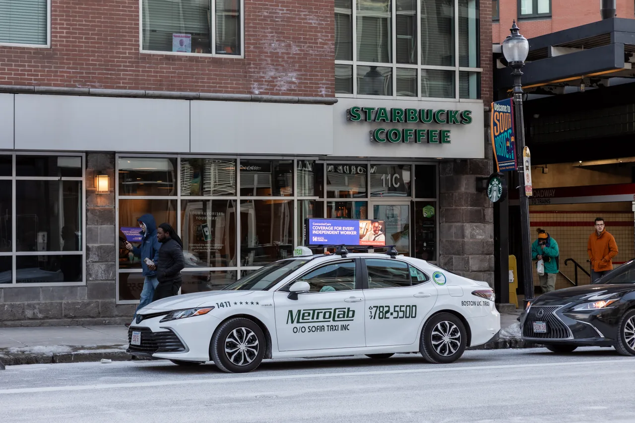 Digital screen carrying a HealthConnectorENG campaign in Boston