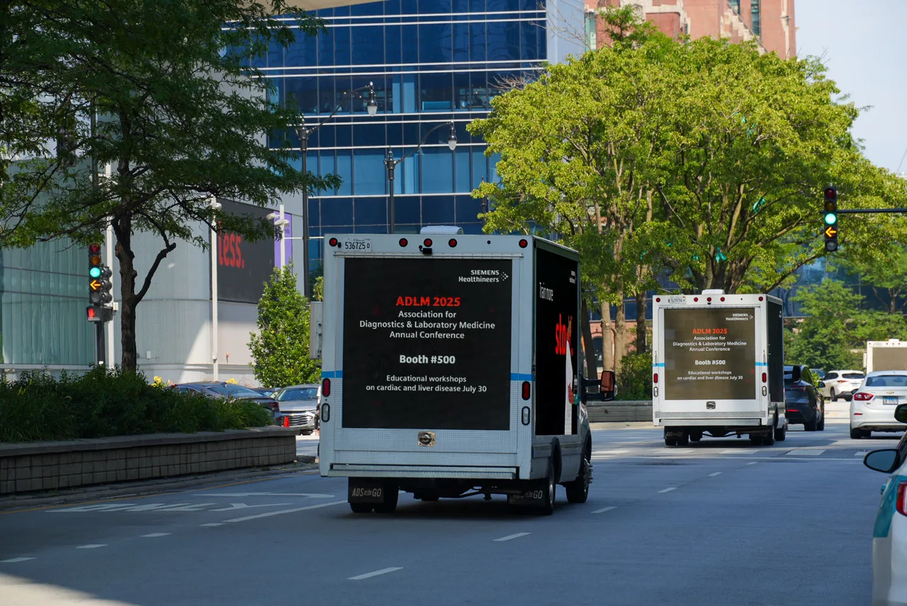 LED truck carrying a Siemens campaign in Chicago