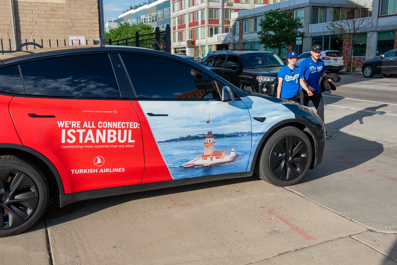 Vehicle wrap carrying a THY campaign in Colorado