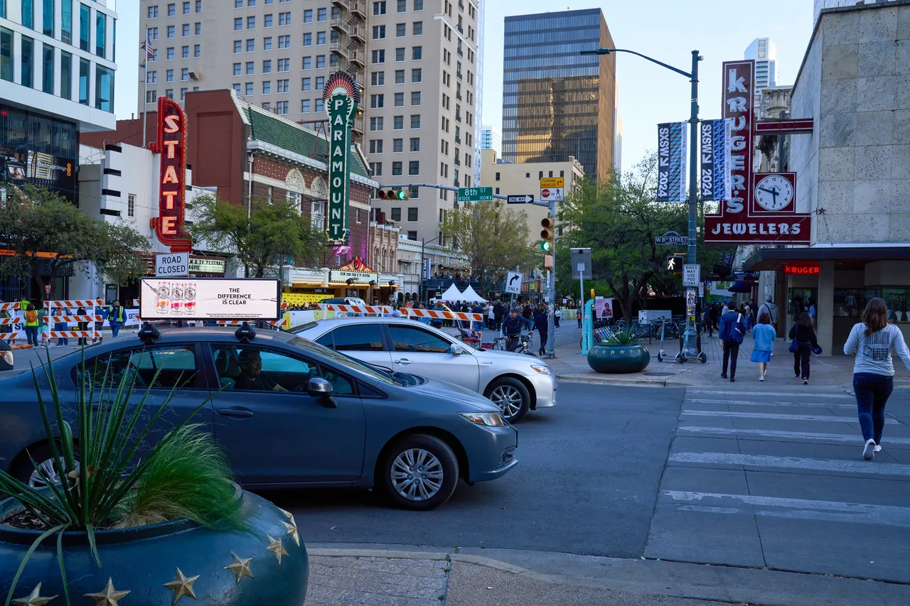 Digital screen carrying a Mabi campaign in Austin