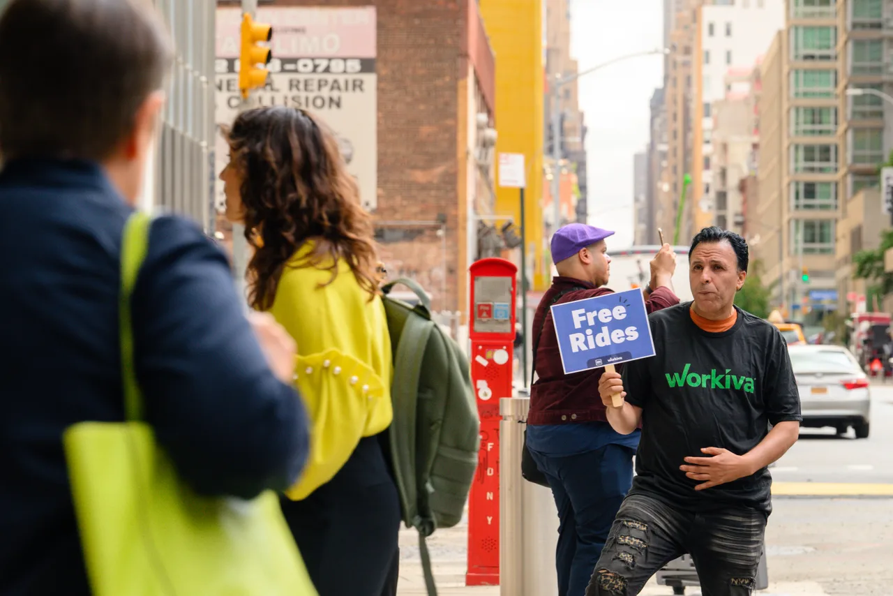 Pedicab carrying a Workiva campaign in New York
