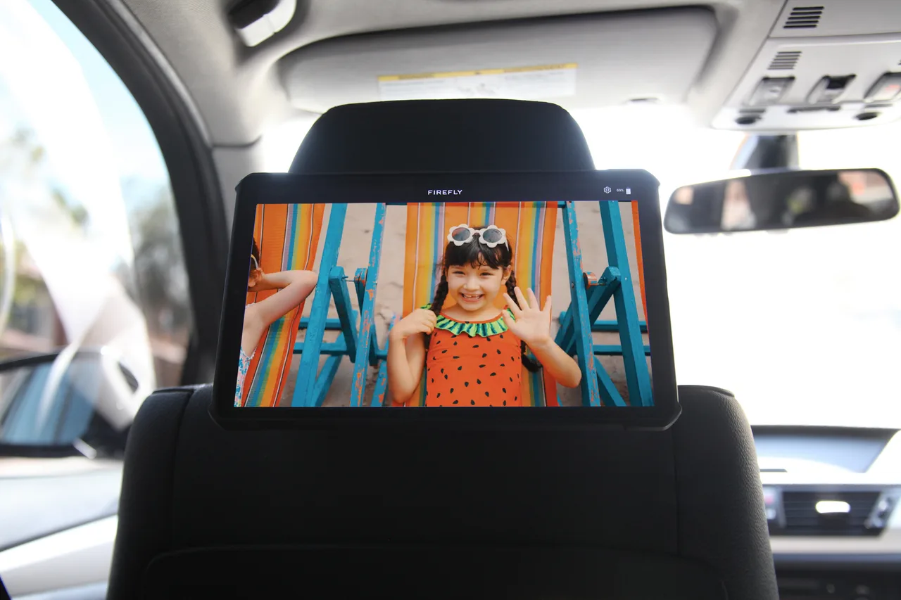 In-car screen carrying a TropicalSmoothie campaign in Washington DC