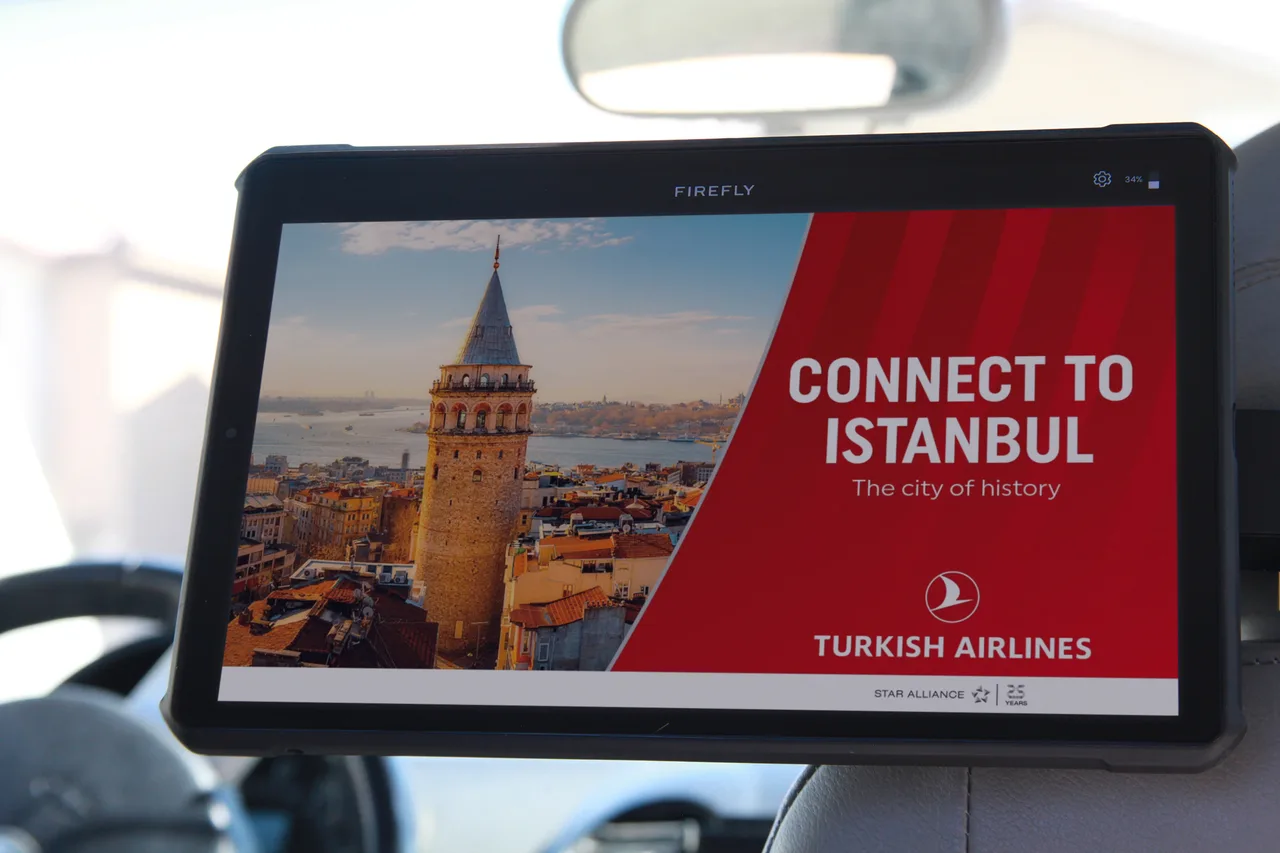 TurkishAirlines campaign on an in-car screen in Los Angeles, 2022