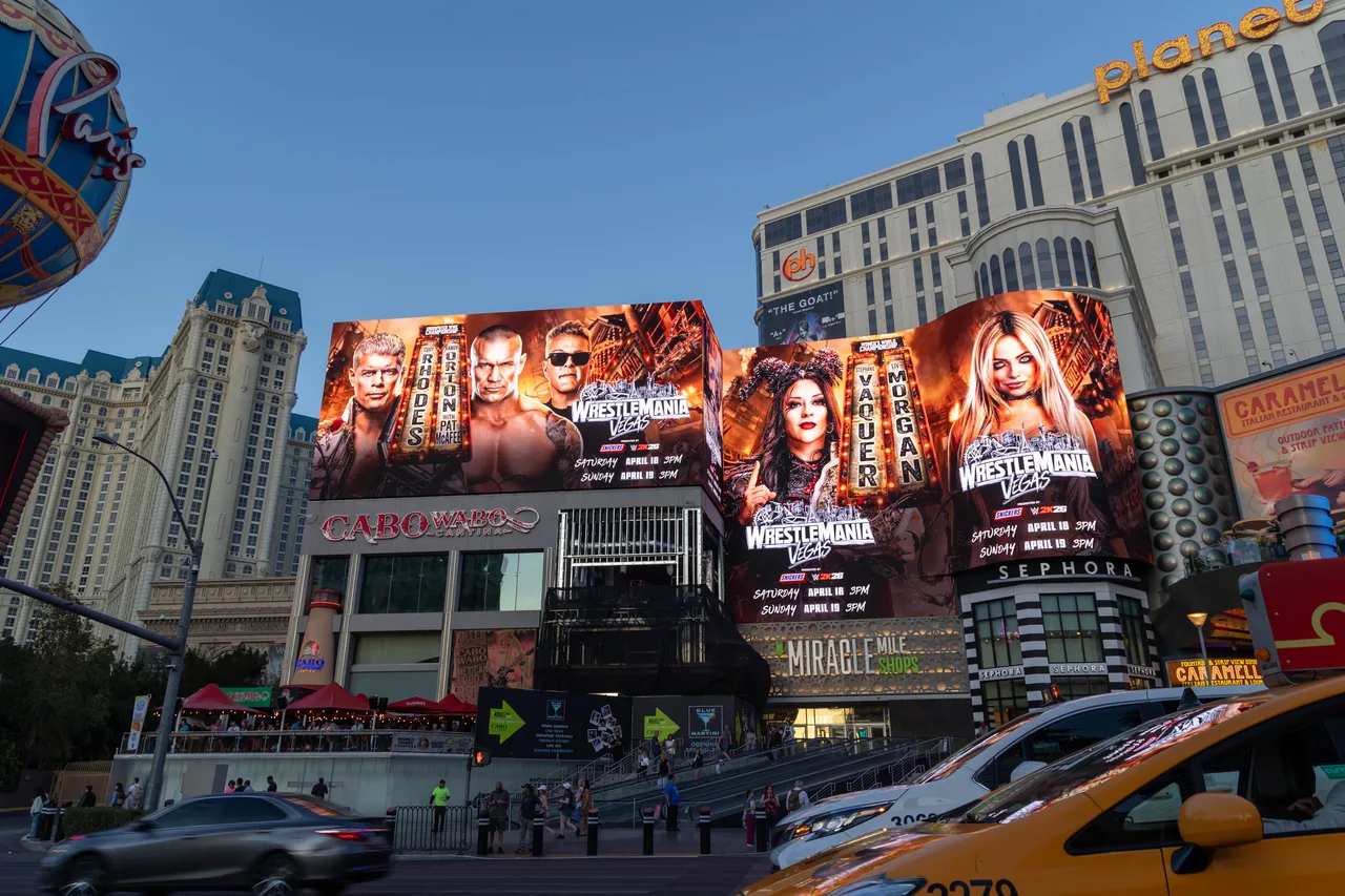 Spectacular carrying a WWE campaign in Las Vegas