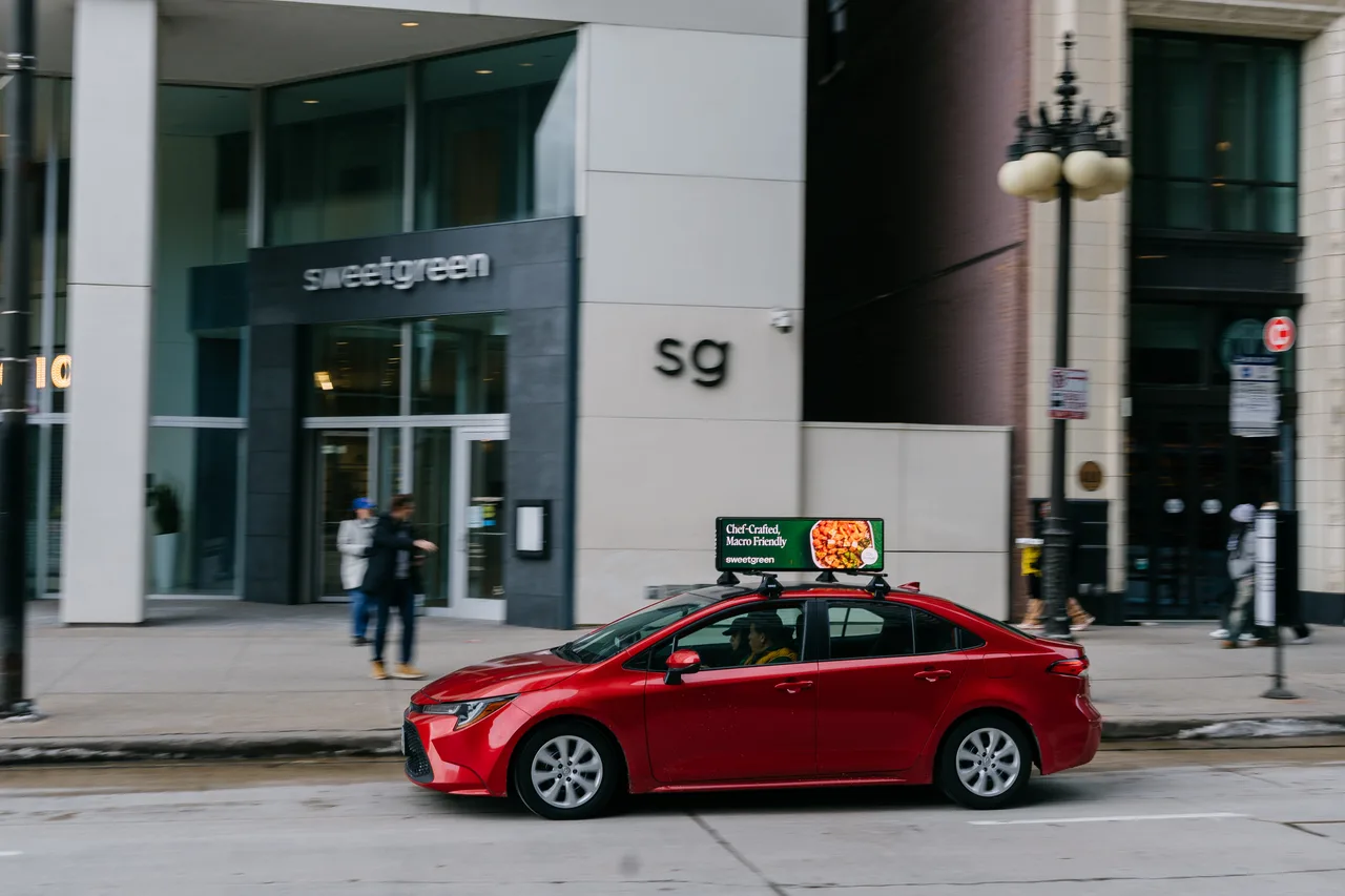 Digital screen carrying a SweetGreen campaign in Chicago