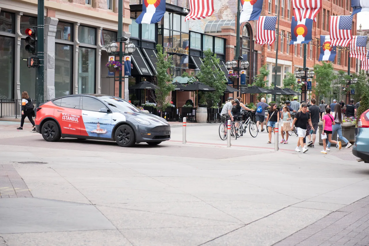 Vehicle wrap carrying a TurkishAirlines campaign in Colorado